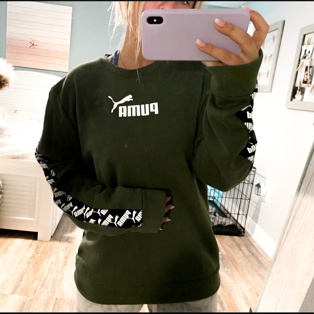 Oversized puma pullover